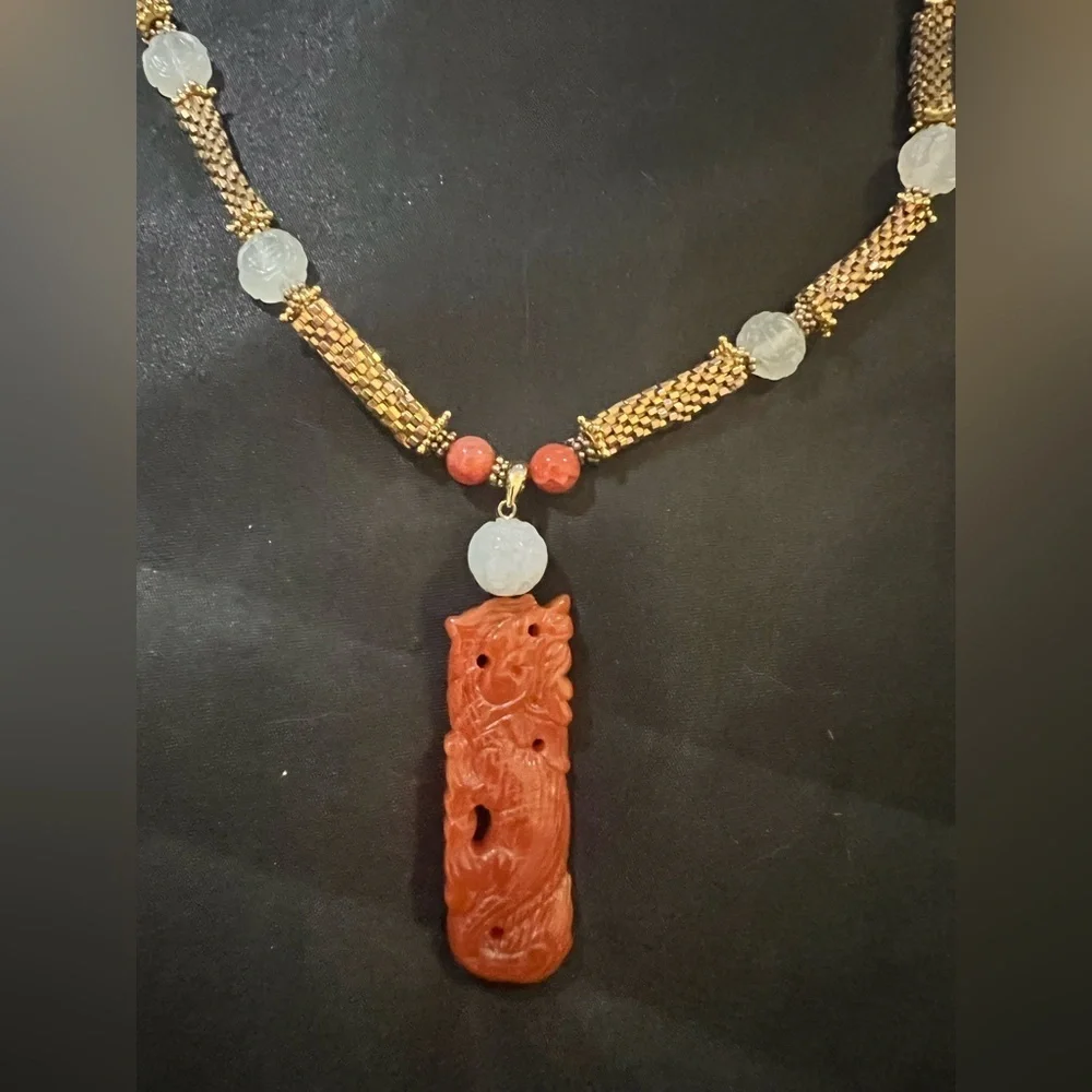 Elegant Gold and Red Pendant Necklace